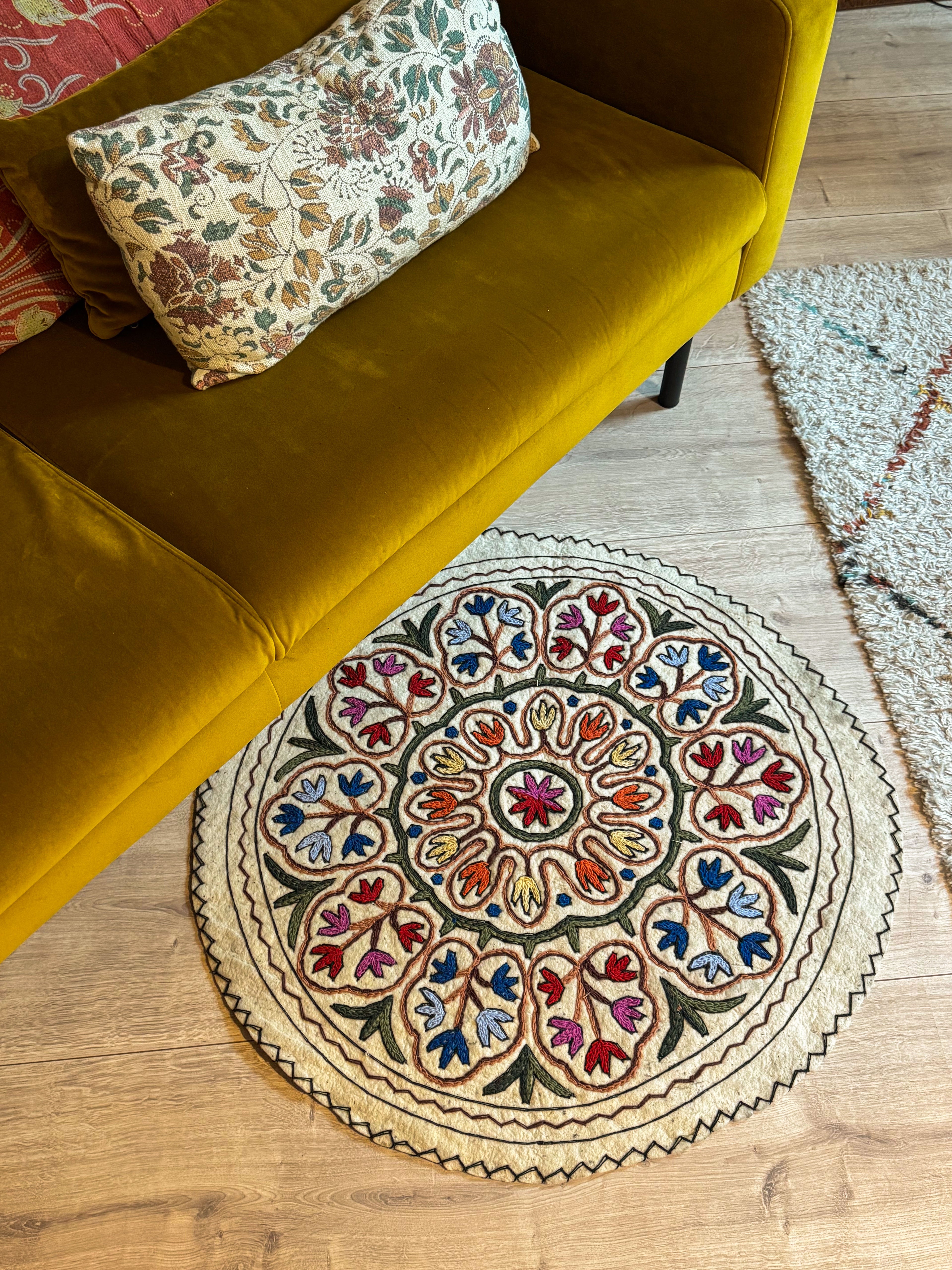 Woolen rug - Mandala 1
