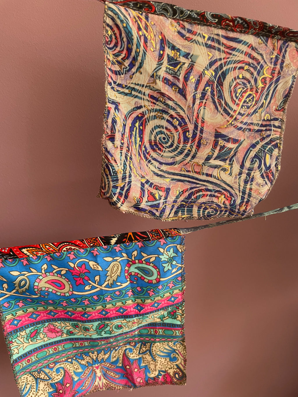 Sari garlands / Multi colored