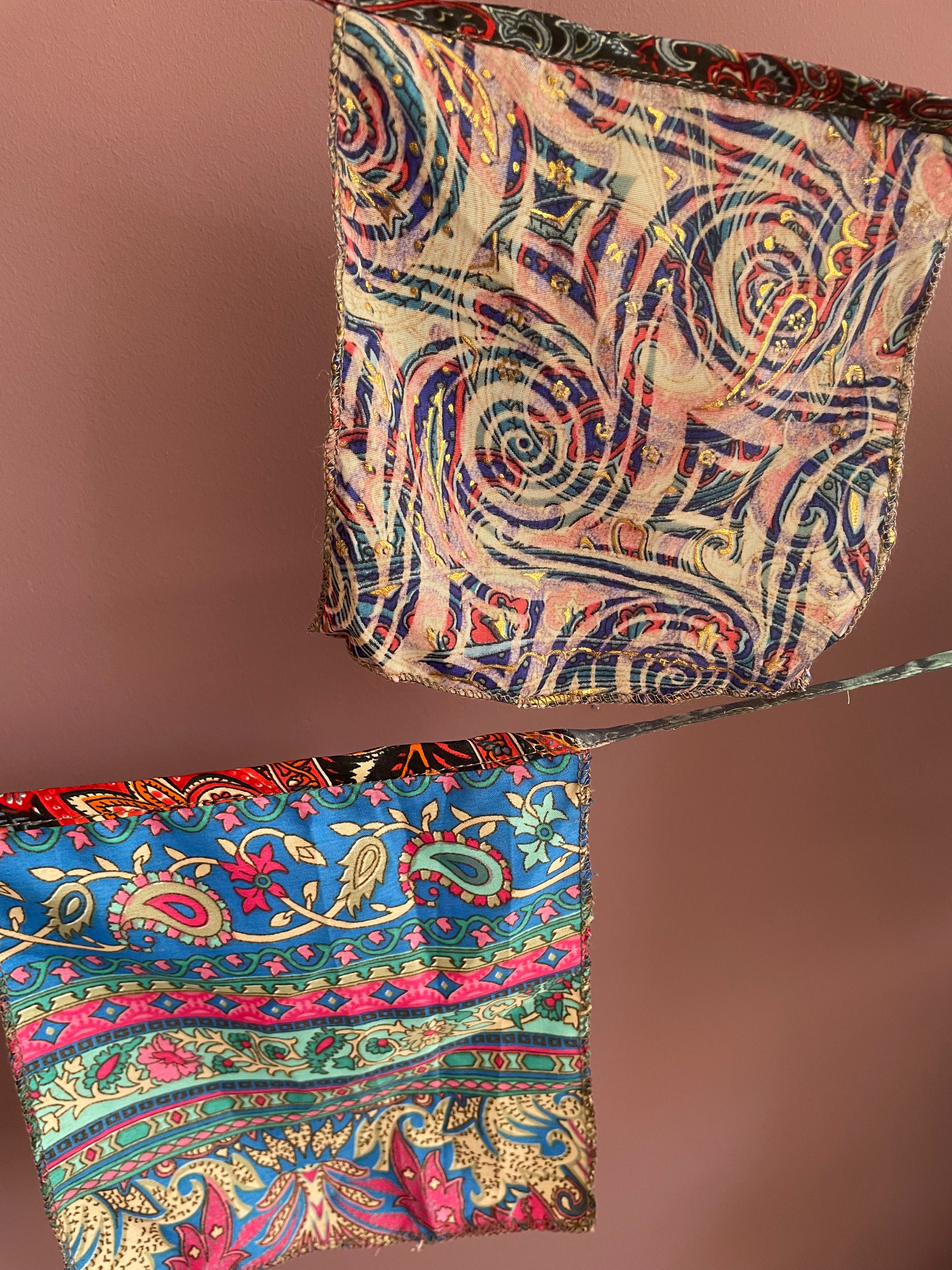Sari garlands / Multi colored