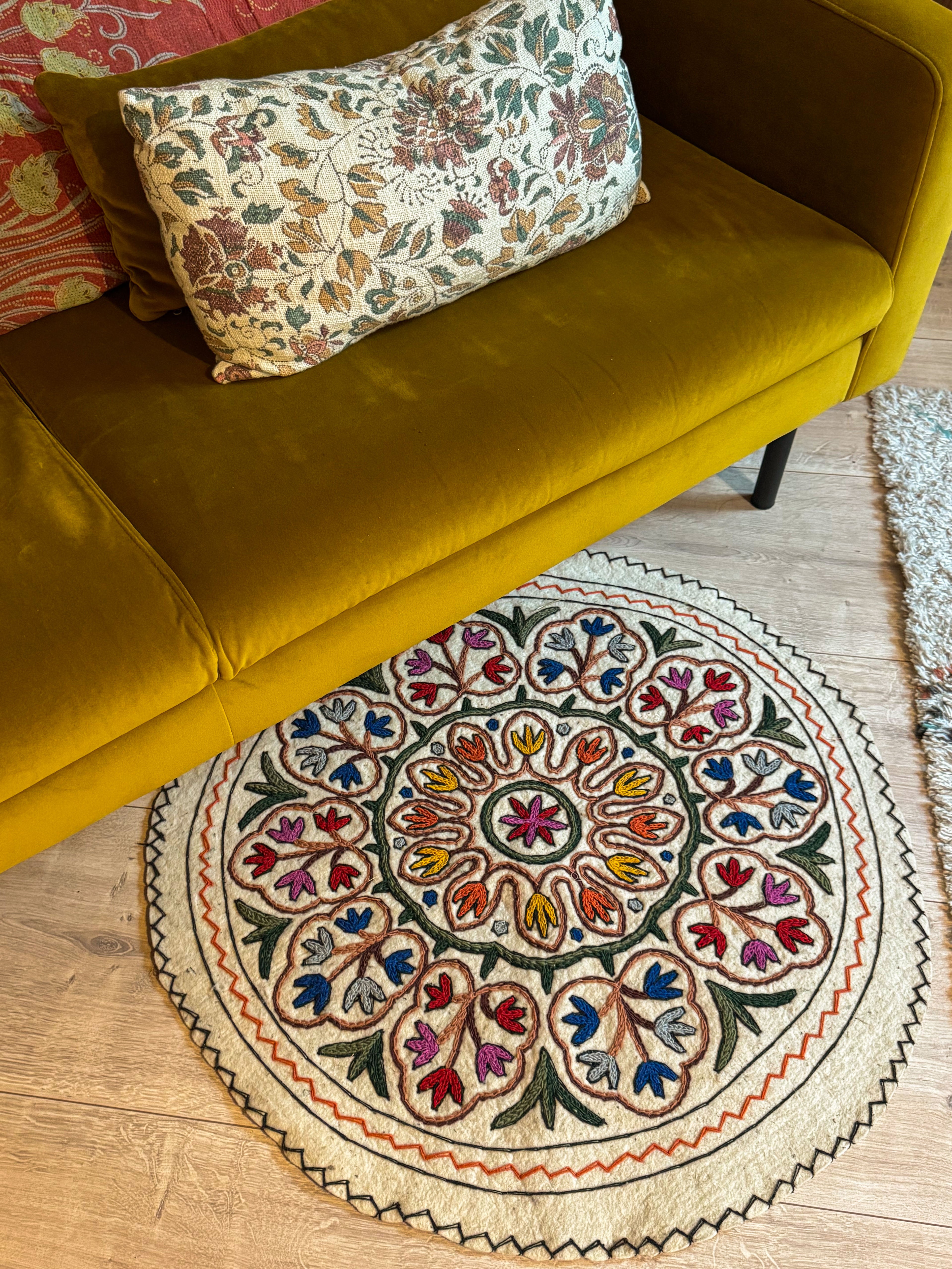 Woolen rug - Mandala 6