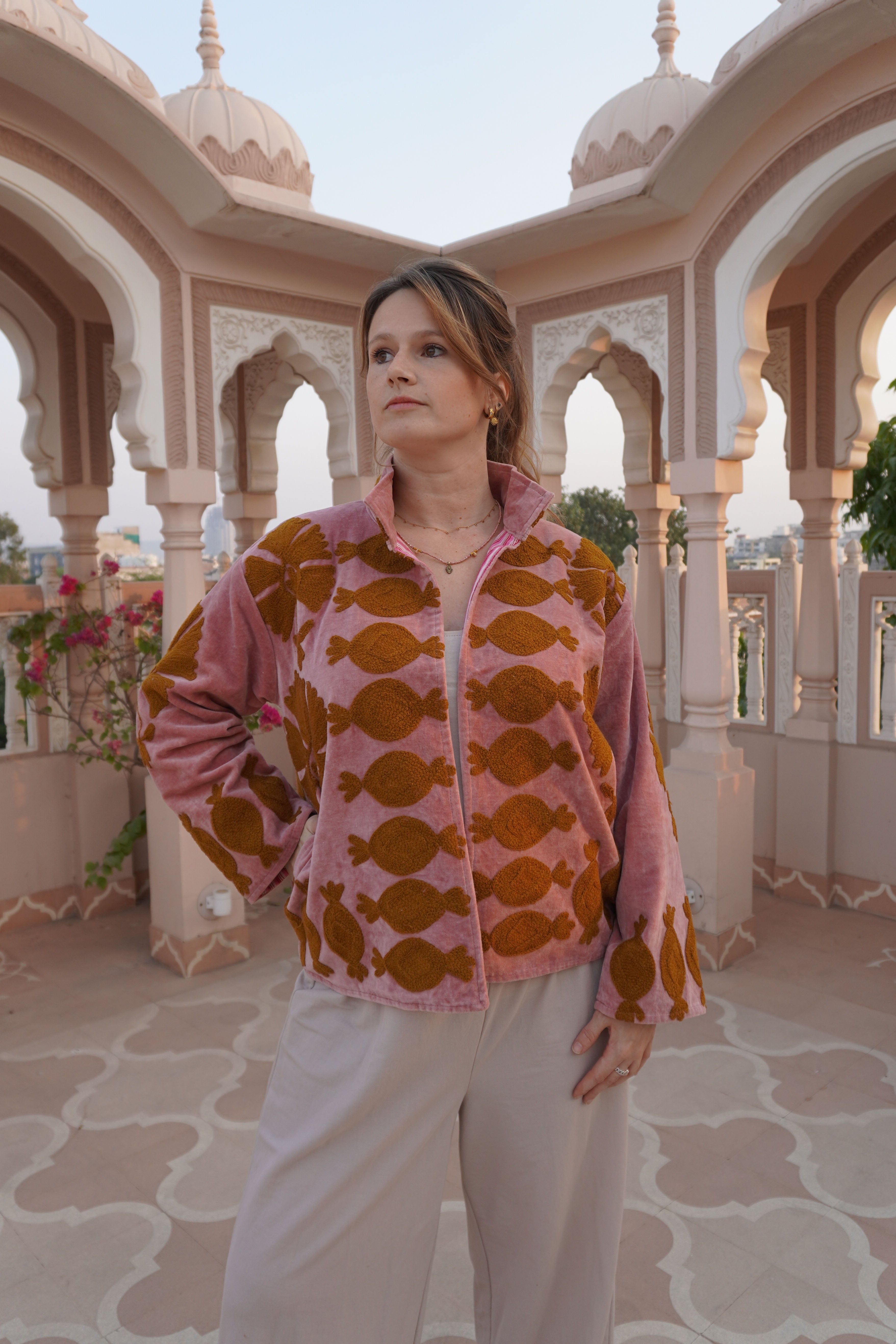 Suzani velvet short coat - Pink Ochre