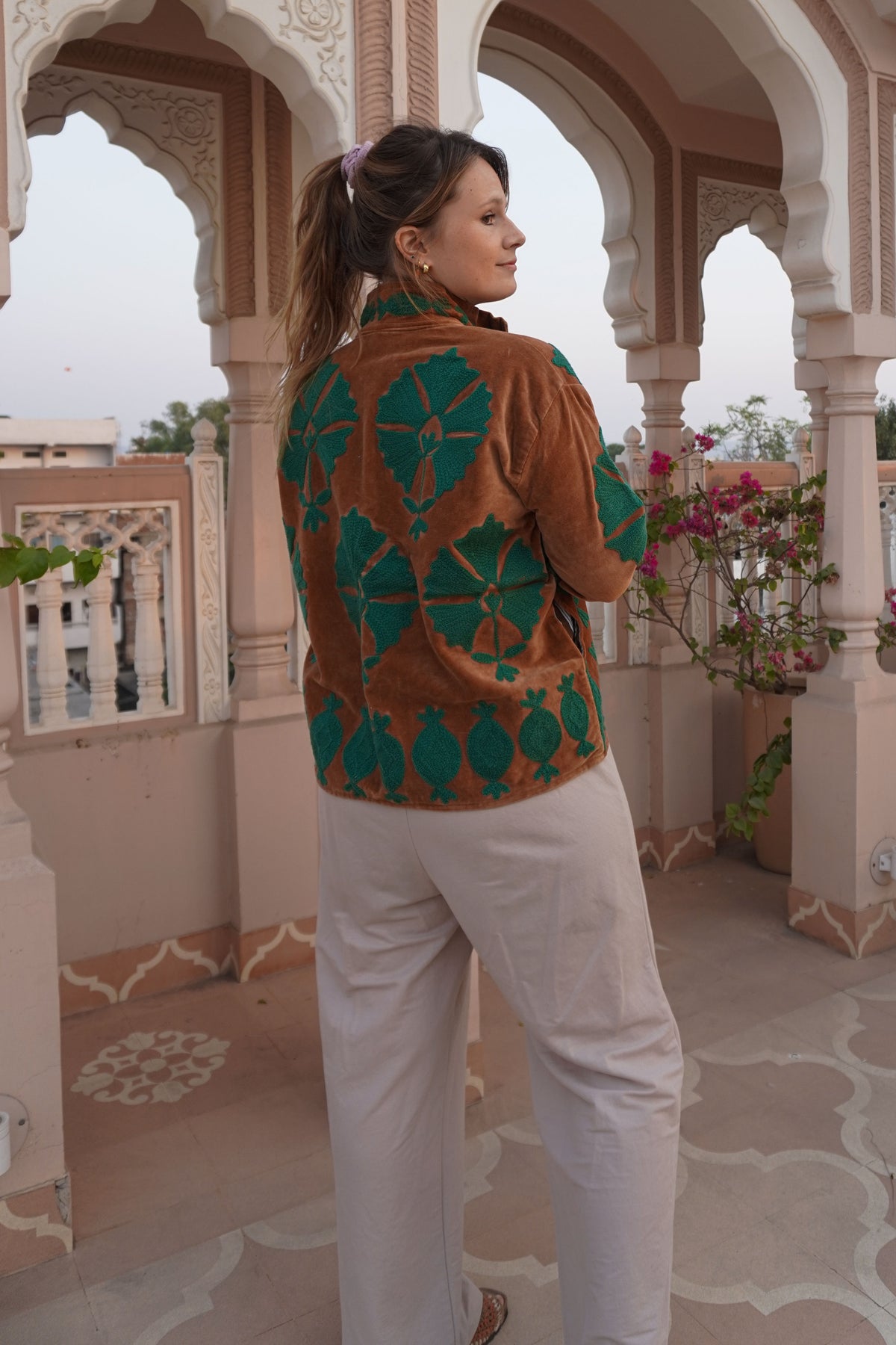 Suzani velvet short coat - Toffee Green