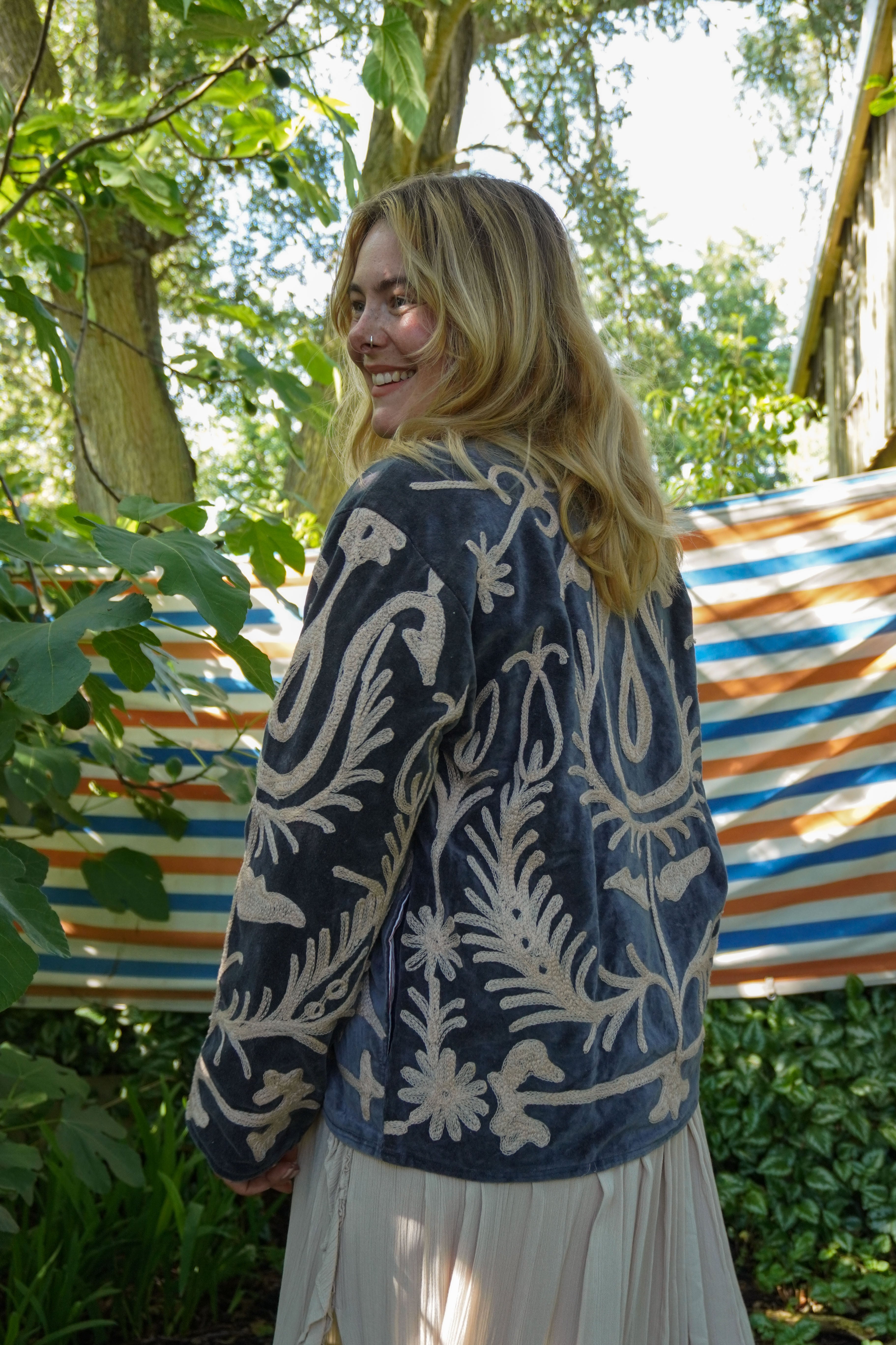 Suzani velvet short coat - Night Blue Floral