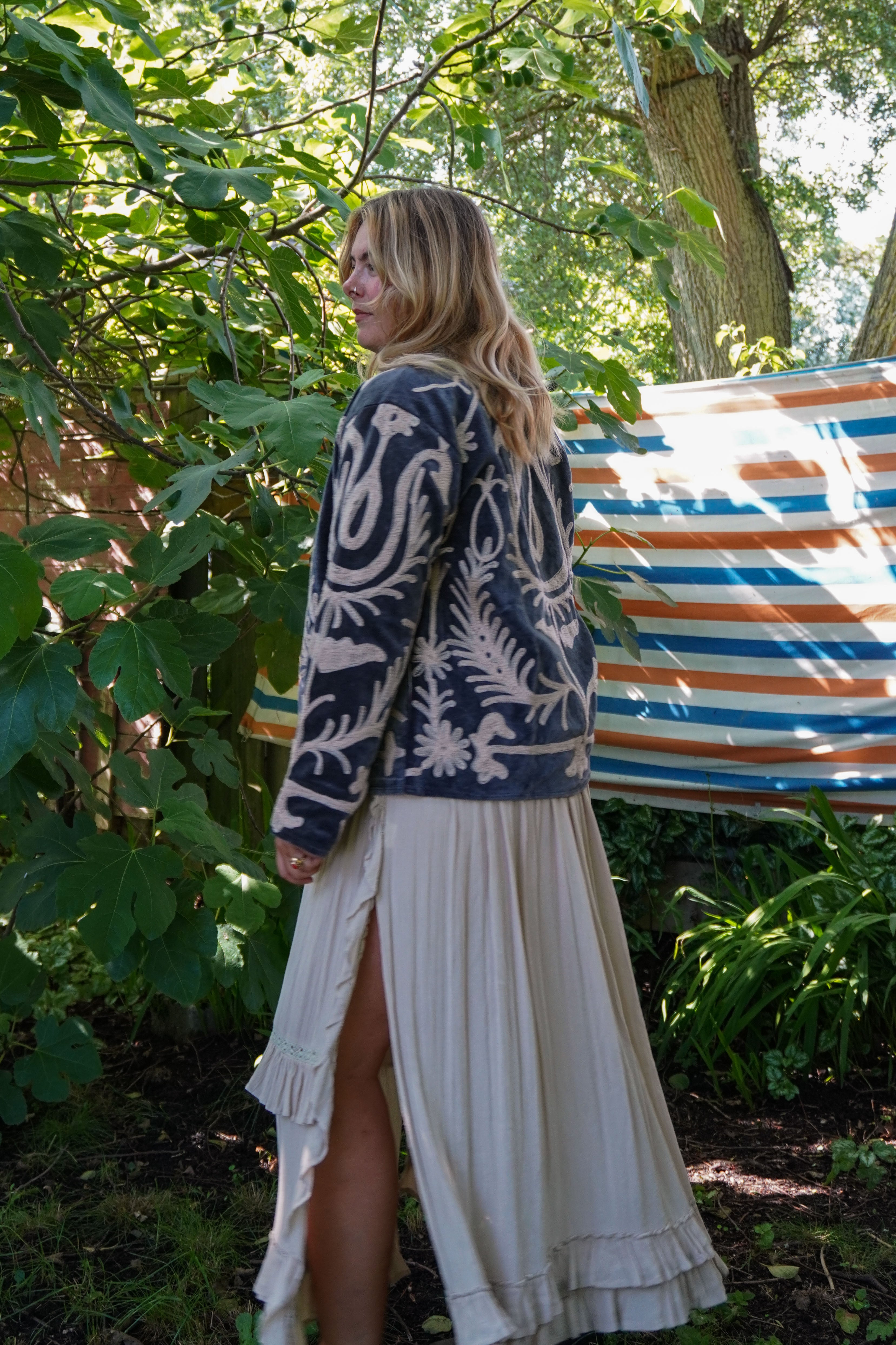 Suzani velvet short coat - Night Blue Floral