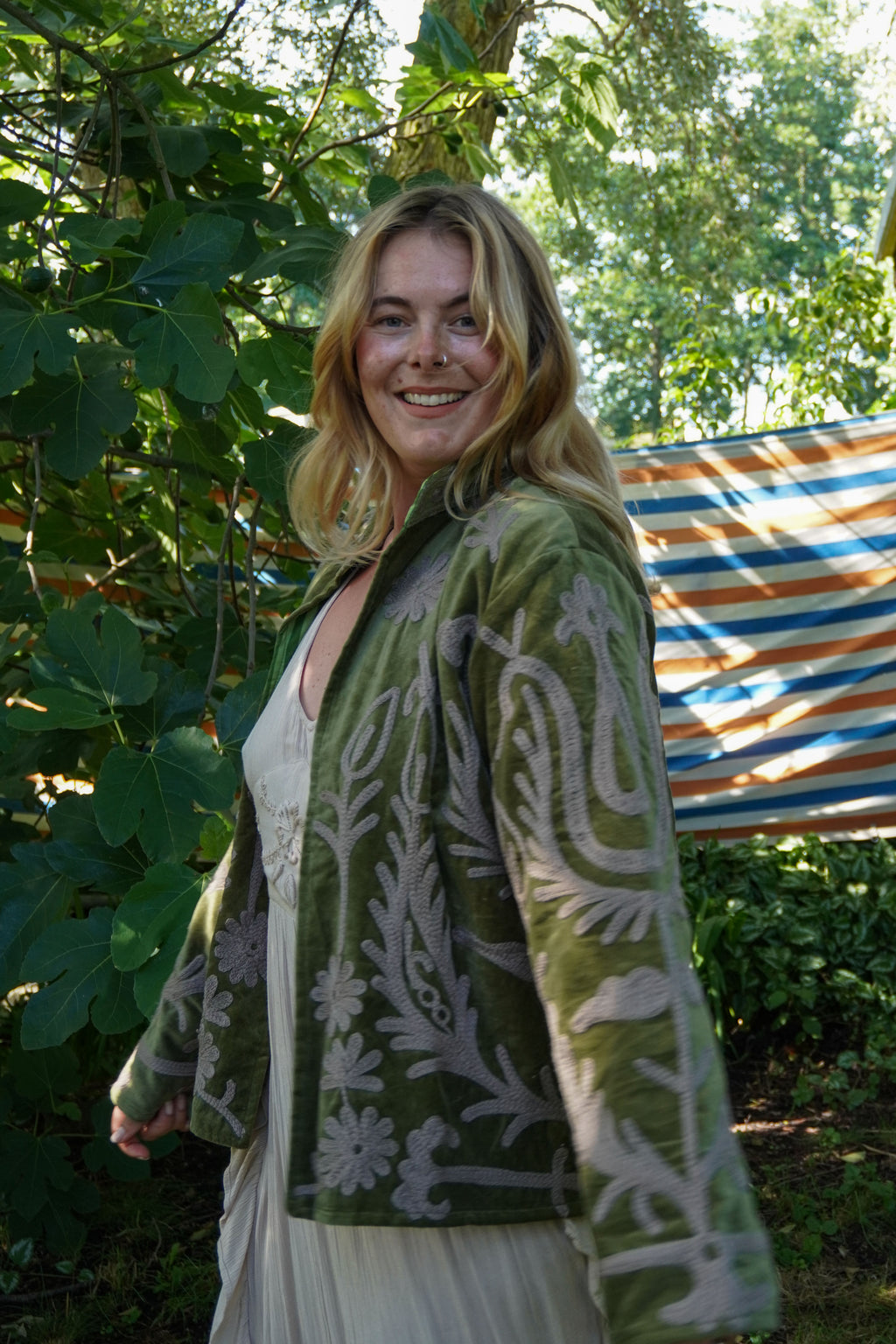 Suzani velvet short coat - Forest Green Floral
