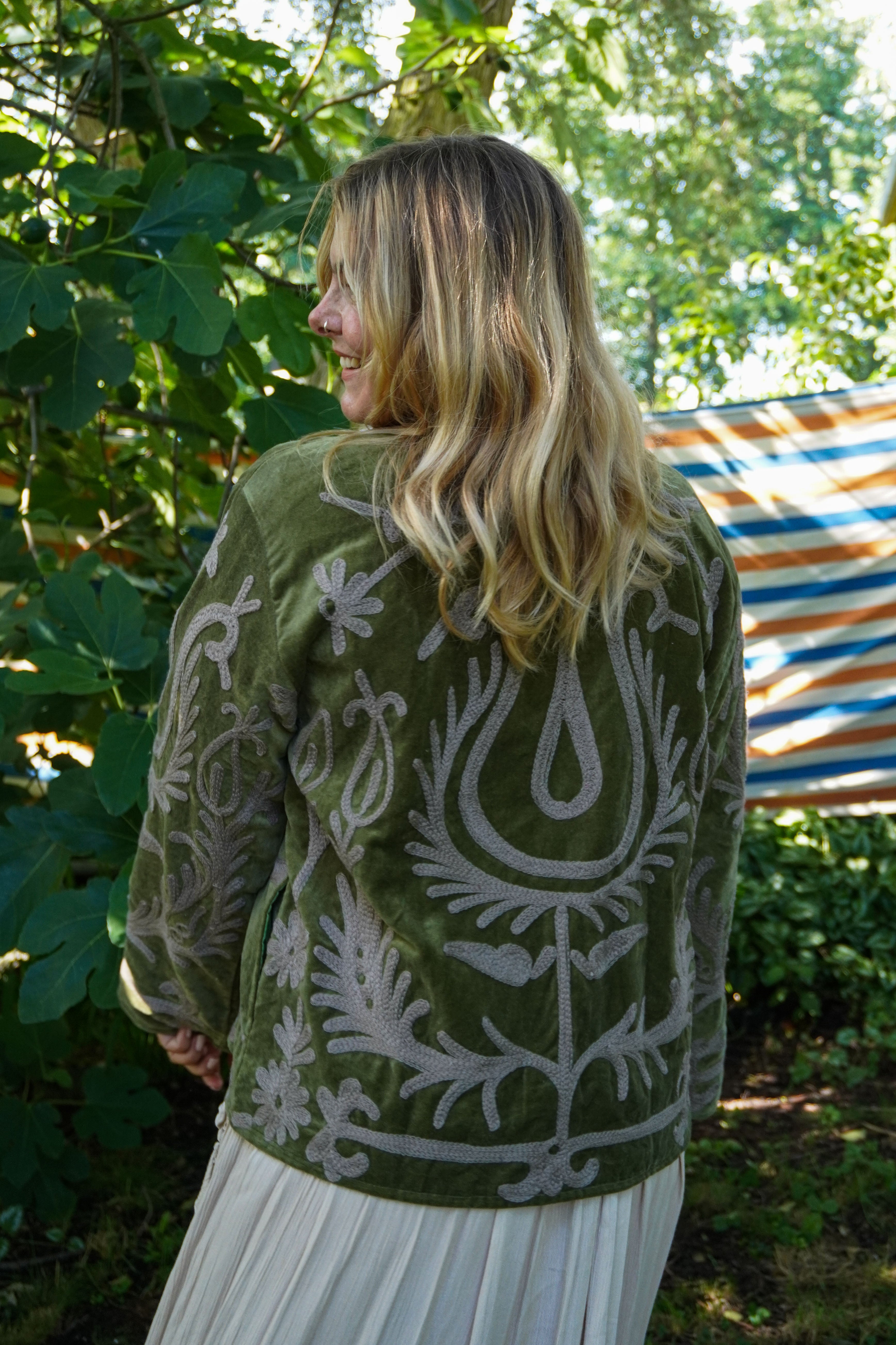 Suzani velvet short coat - Forest Green Floral