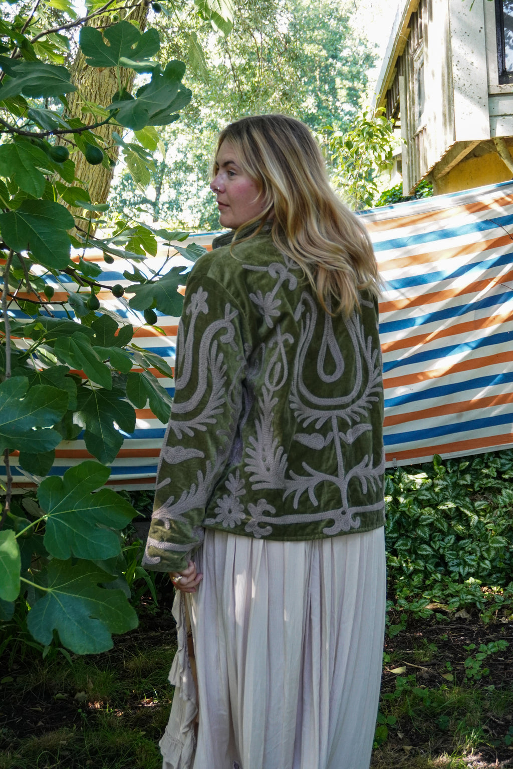 Suzani velvet short coat - Forest Green Floral