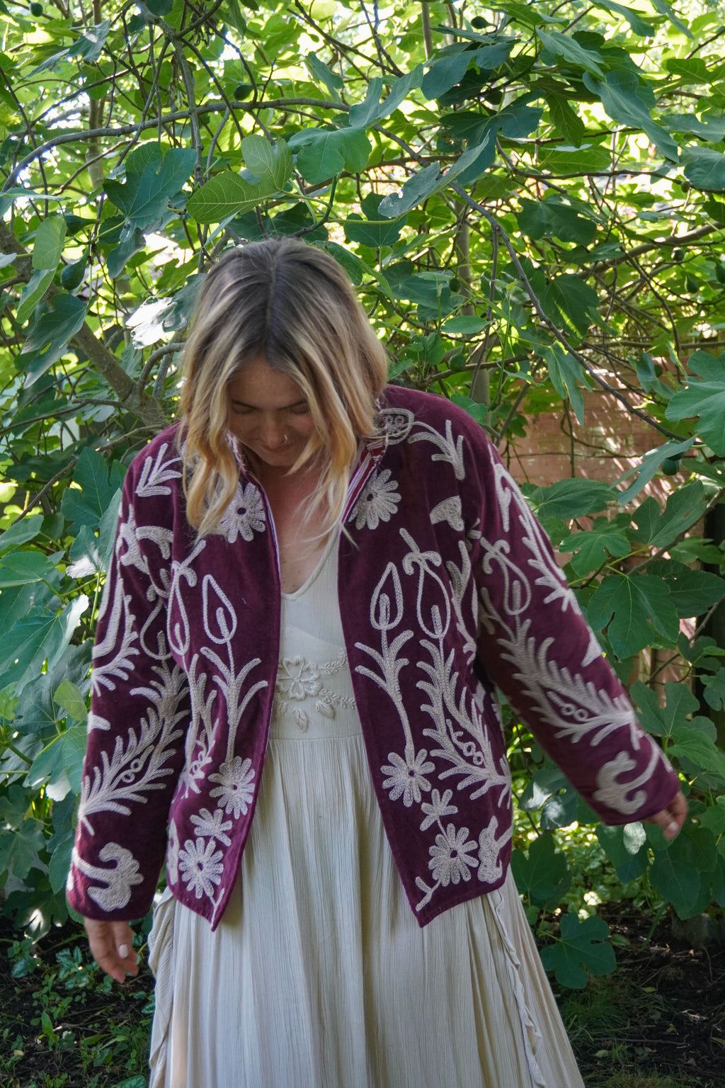 Suzani velvet short coat - Burgundy Floral