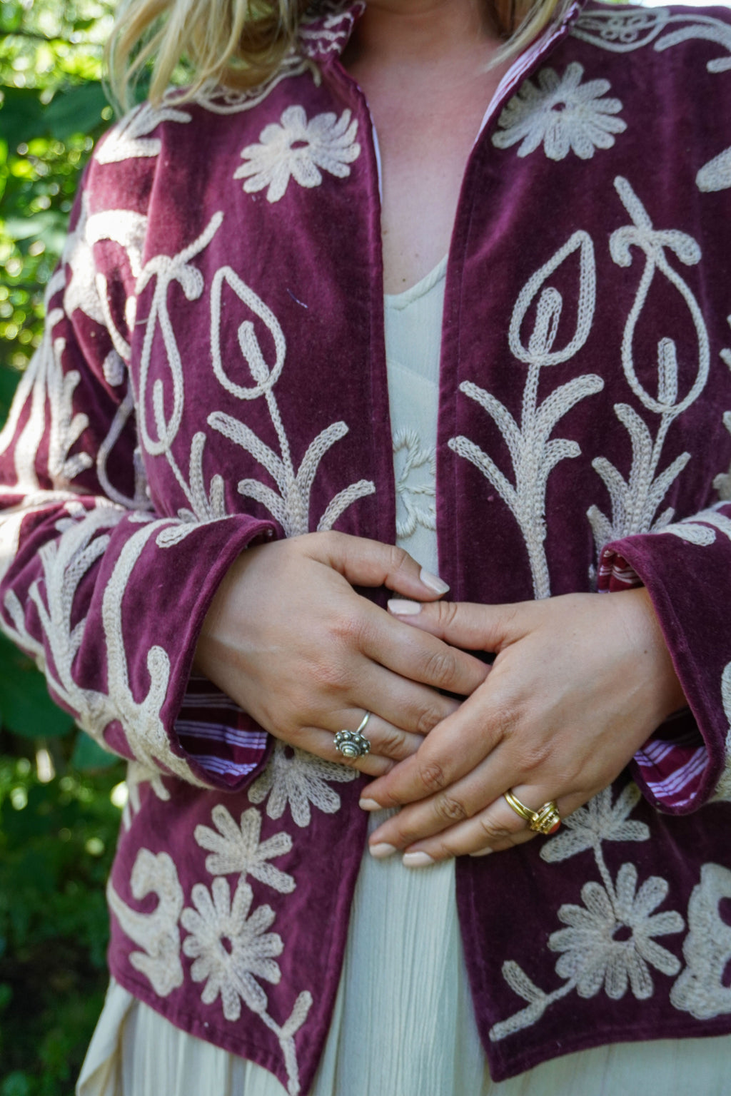 Suzani velvet short coat - Burgundy Floral