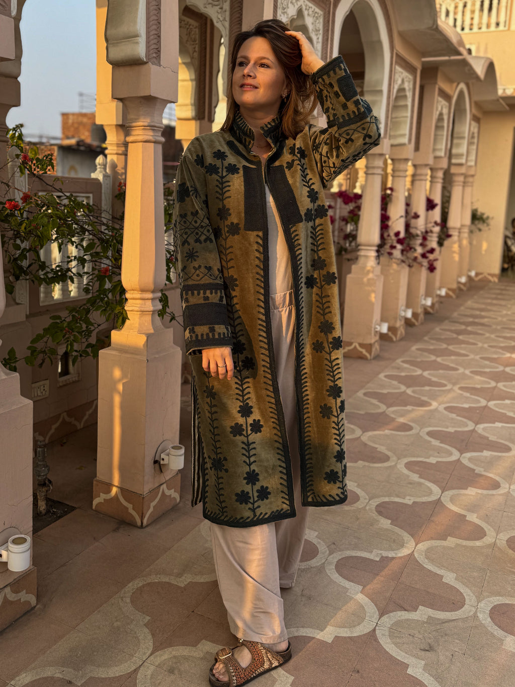 Suzani velvet long coat - Red