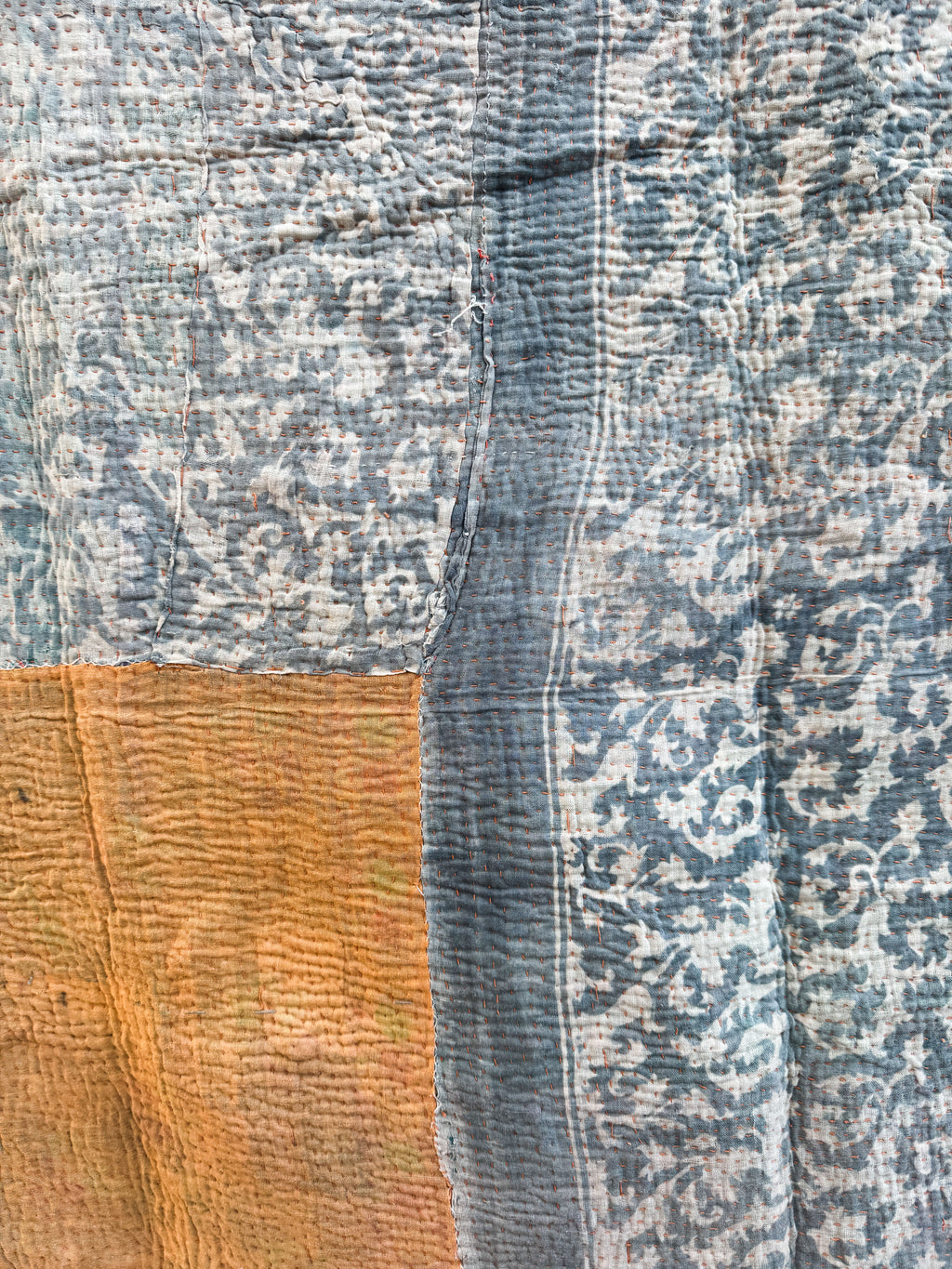 Kantha quilt - Fine stitch 01