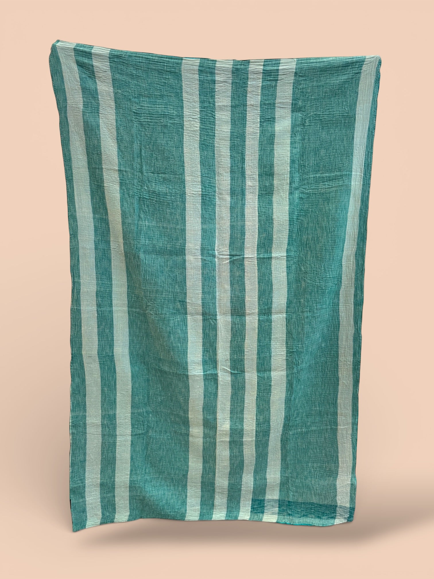 Kantha quilt - Fine stitch 03