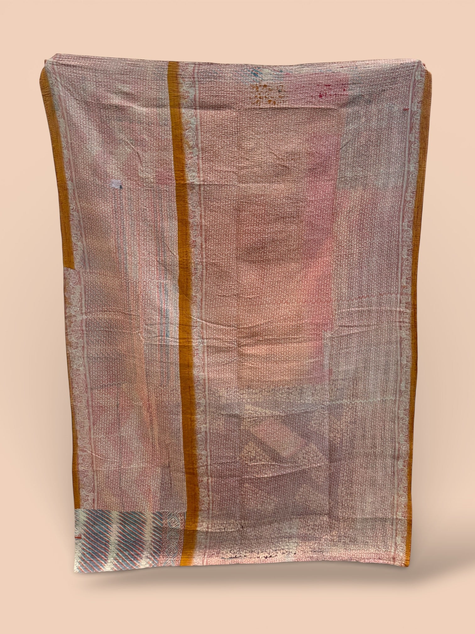 Kantha quilt - Fine stitch 05