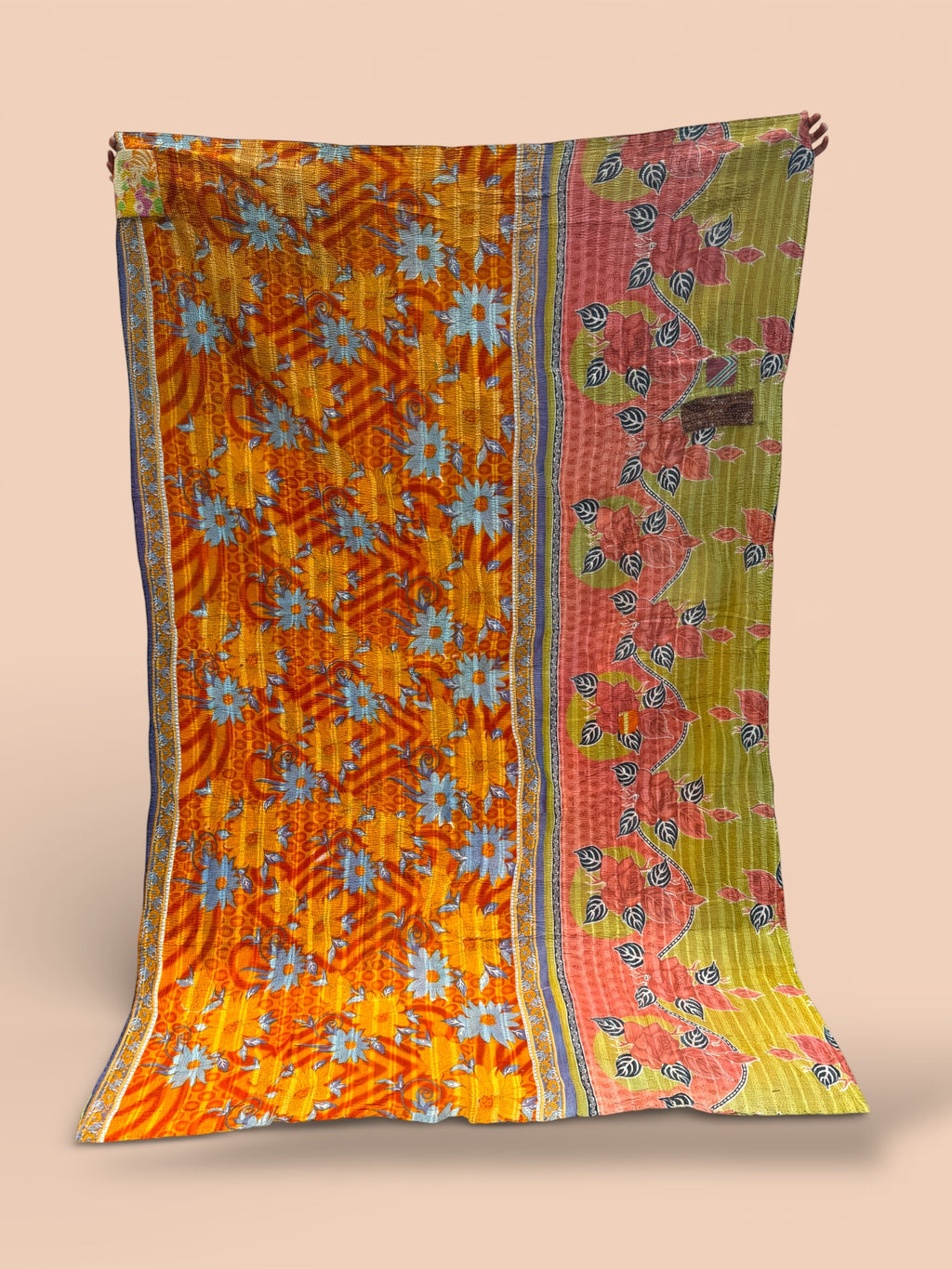 Kantha quilt - Fine stitch 06