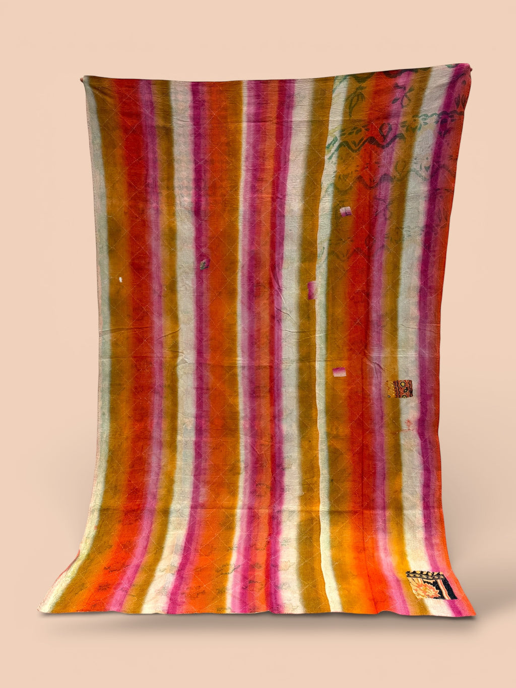 Kantha quilt - Fine stitch 08