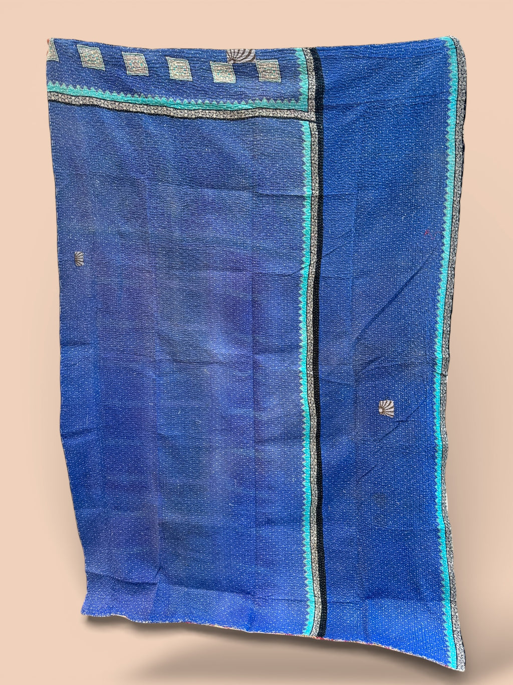 Kantha quilt - Fine stitch 09