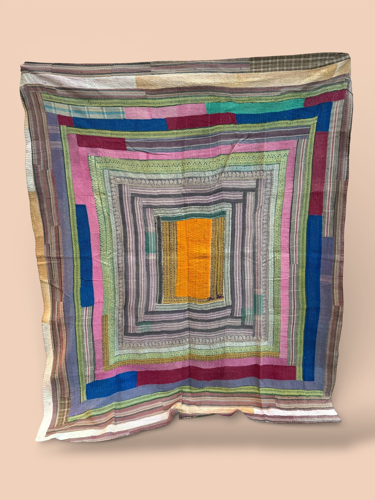 Kantha quilt - Fine stitch 12