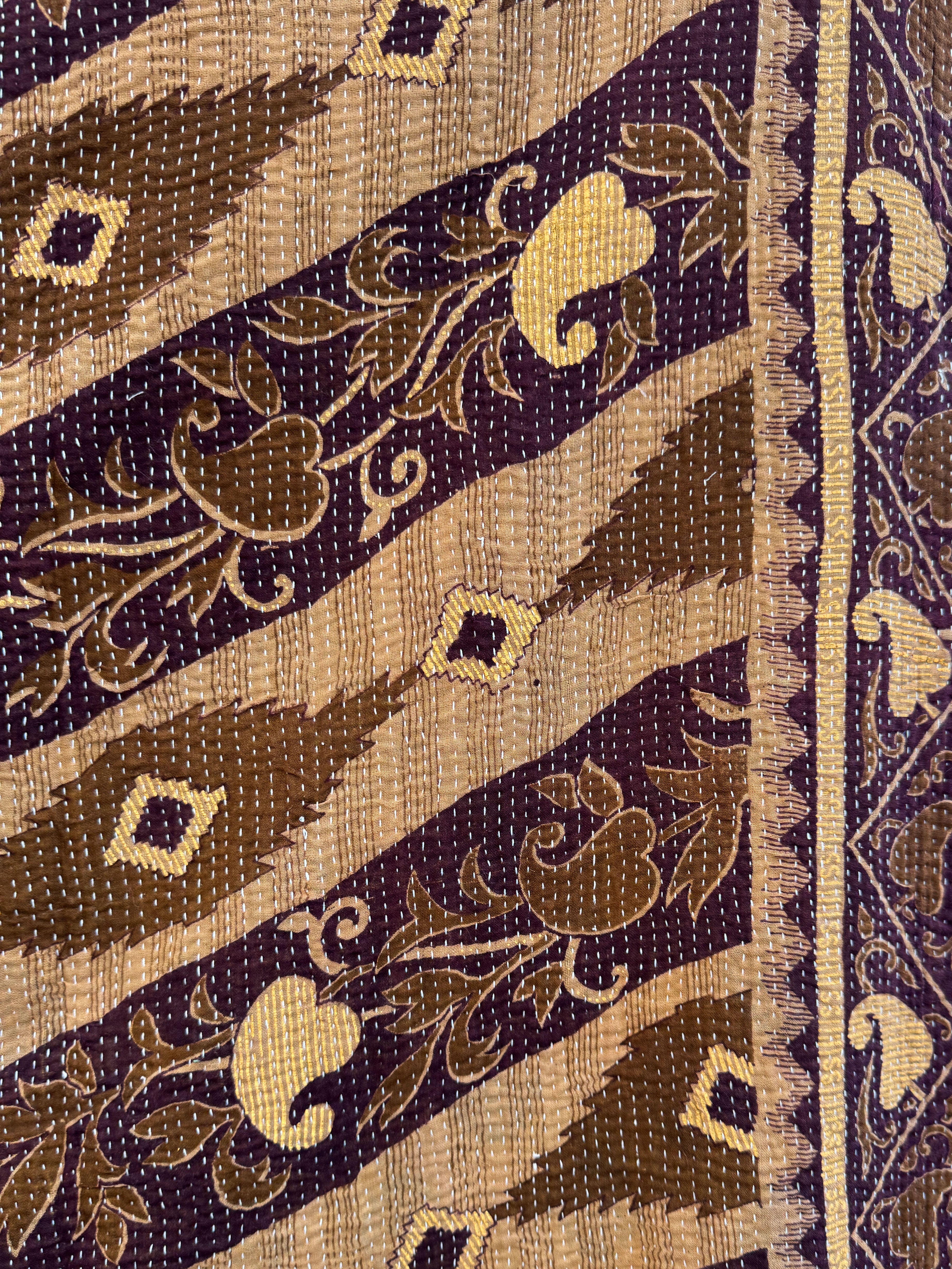 Kantha quilt - Fine stitch 14