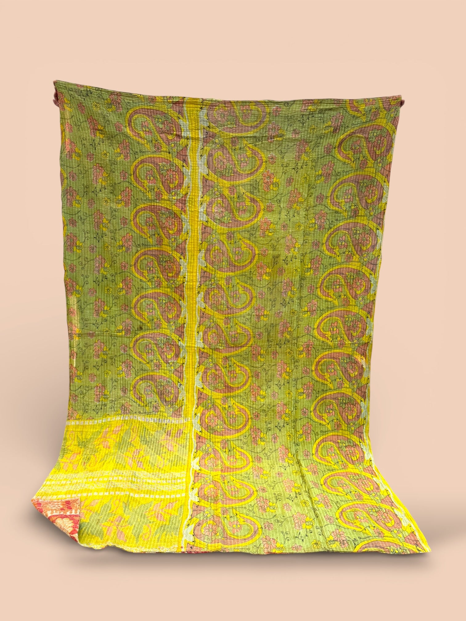 Kantha quilt - Fine stitch 15