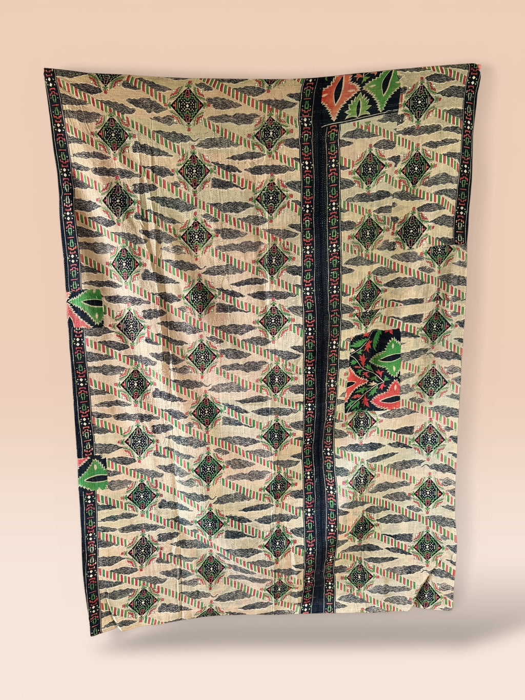 Kantha quilt - Fine stitch 25