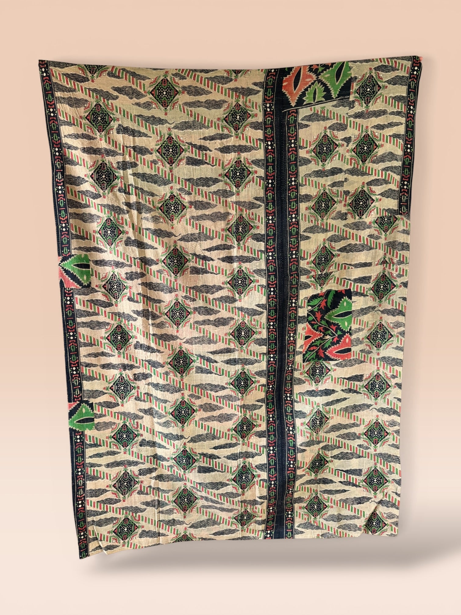 Kantha quilt - Fine stitch 25