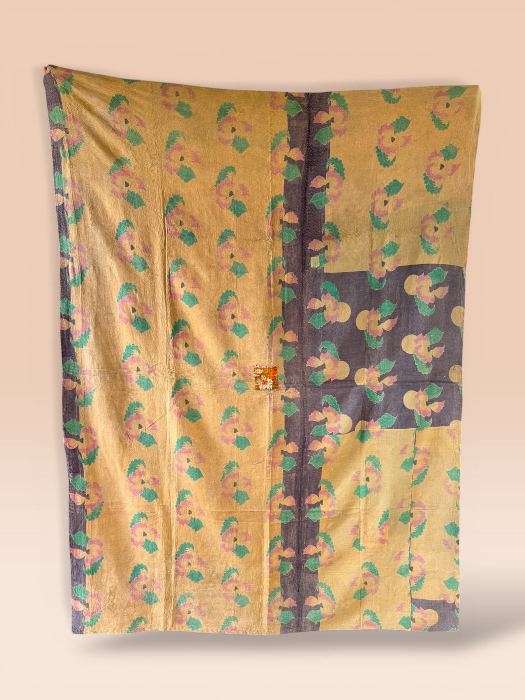 Kantha quilt - Fine stitch 24