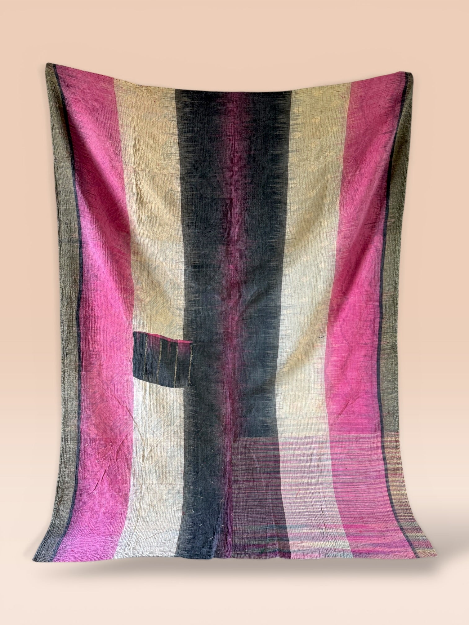 Kantha quilt - Fine stitch 22