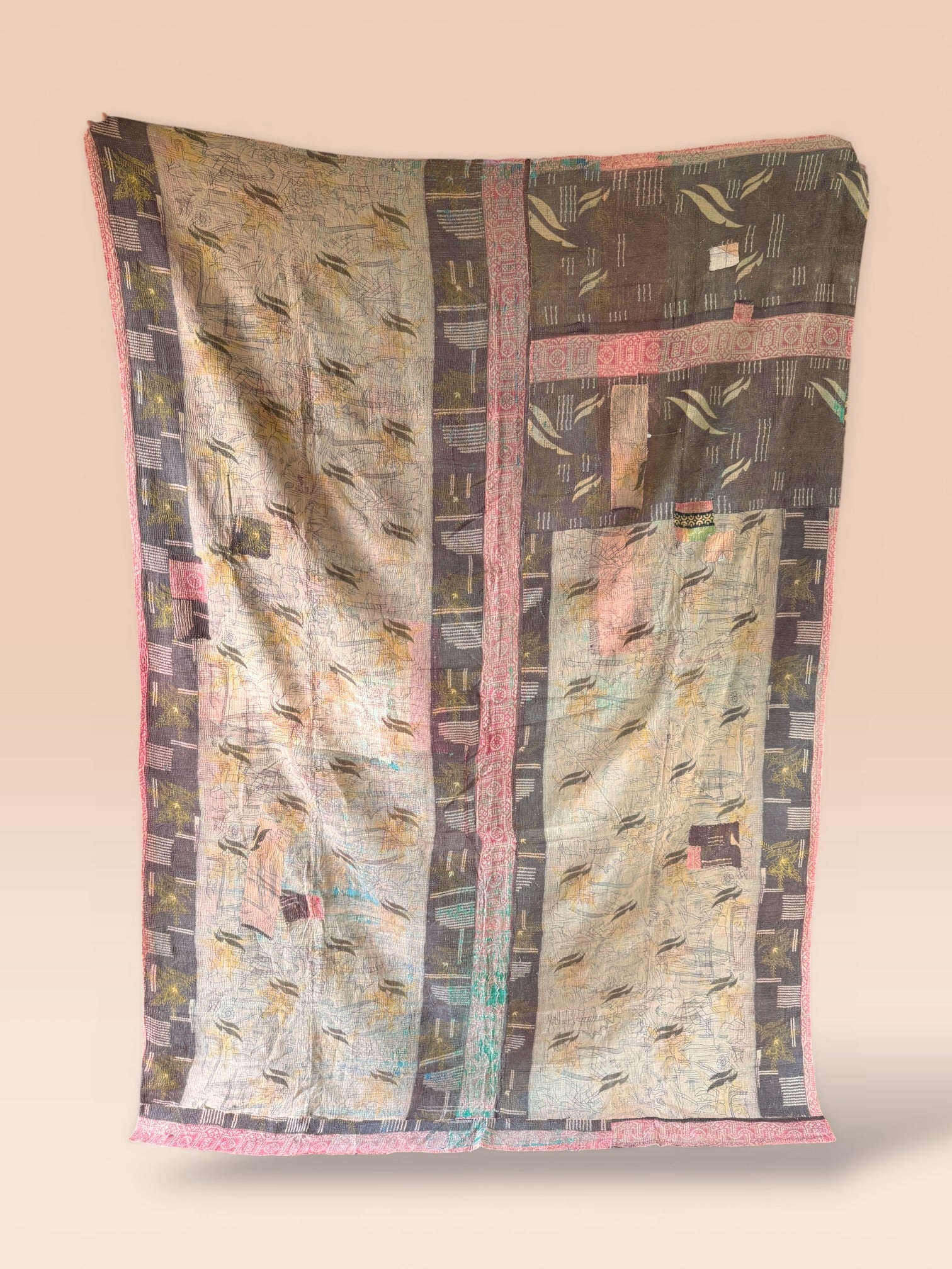 Kantha quilt - Fine stitch 18