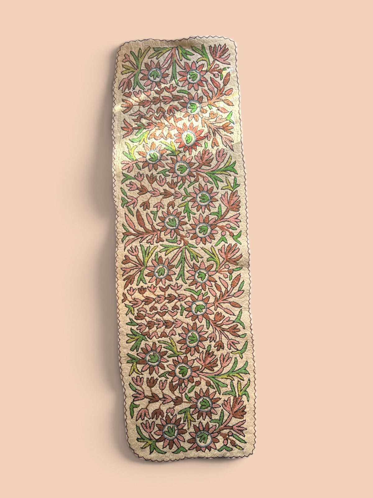 Woolen rug - Long Floral
