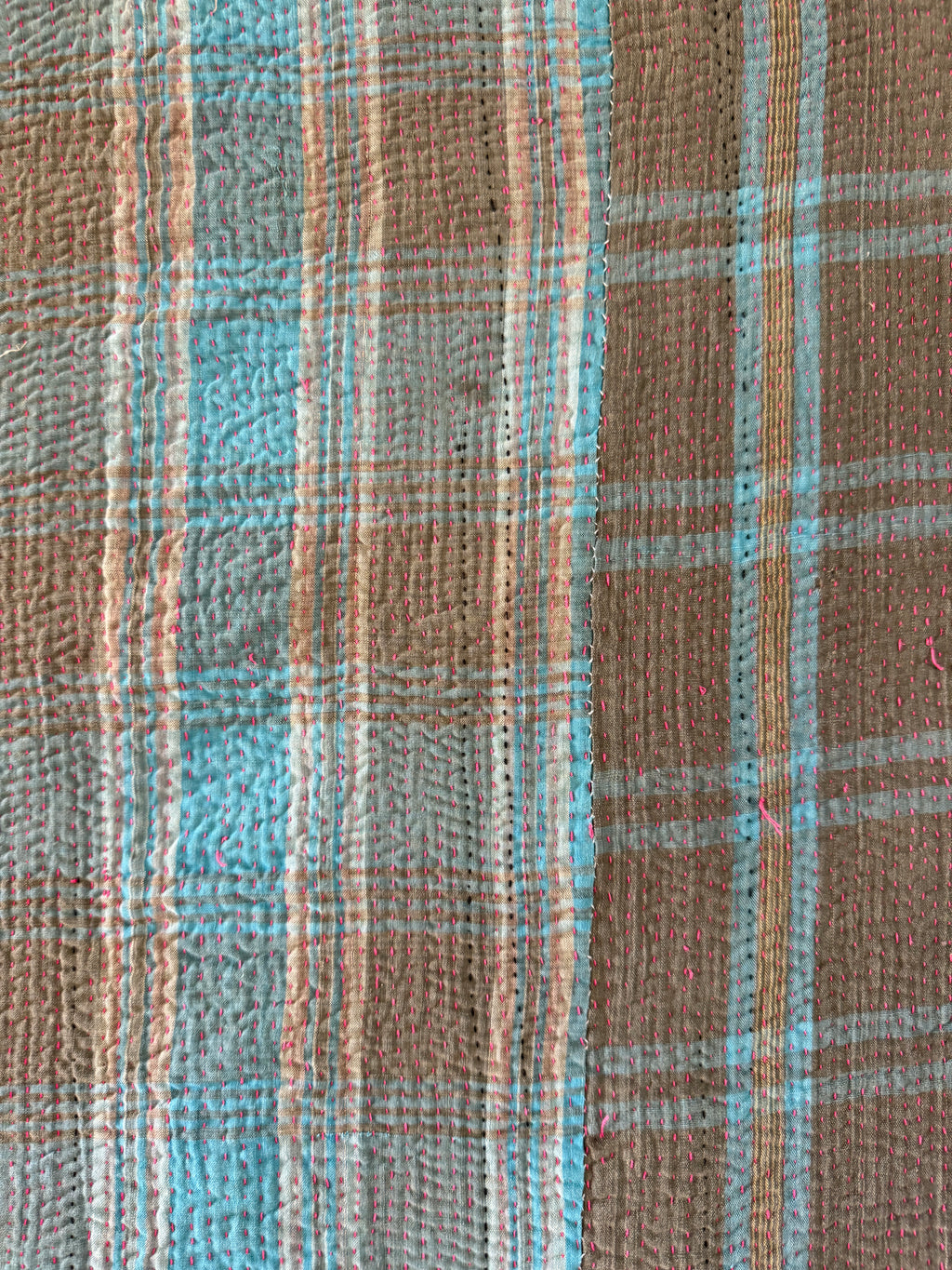 Kantha quilt - Fine stitch 26