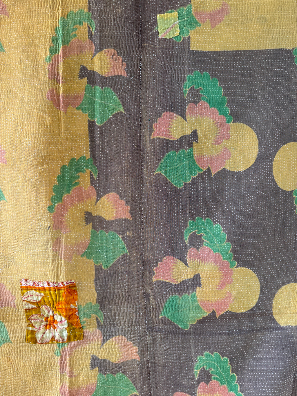 Kantha quilt - Fine stitch 24
