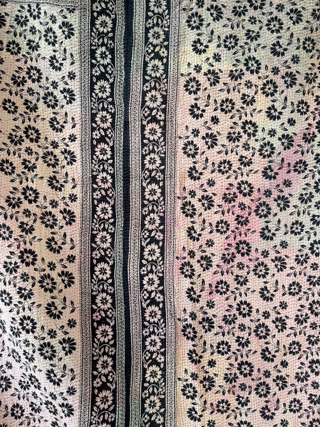 Kantha quilt - Fine stitch 23