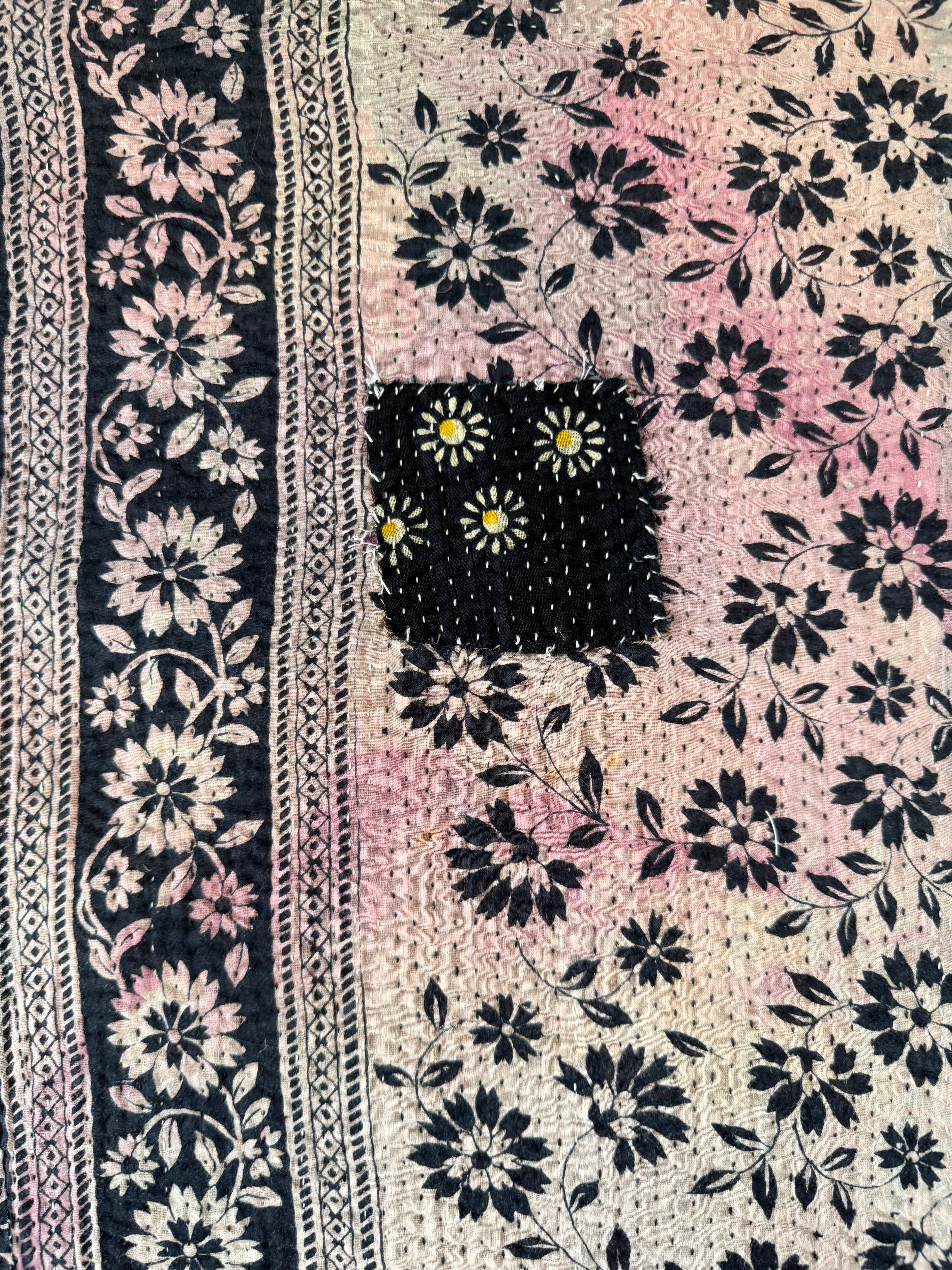 Kantha quilt - Fine stitch 23