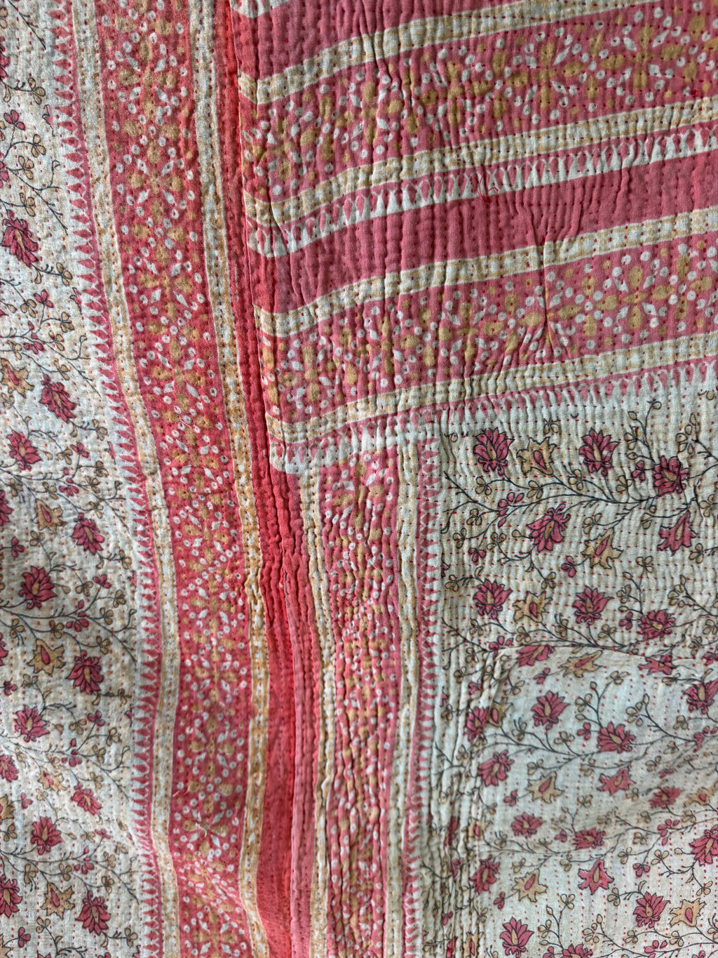 Kantha quilt - Fine stitch 22